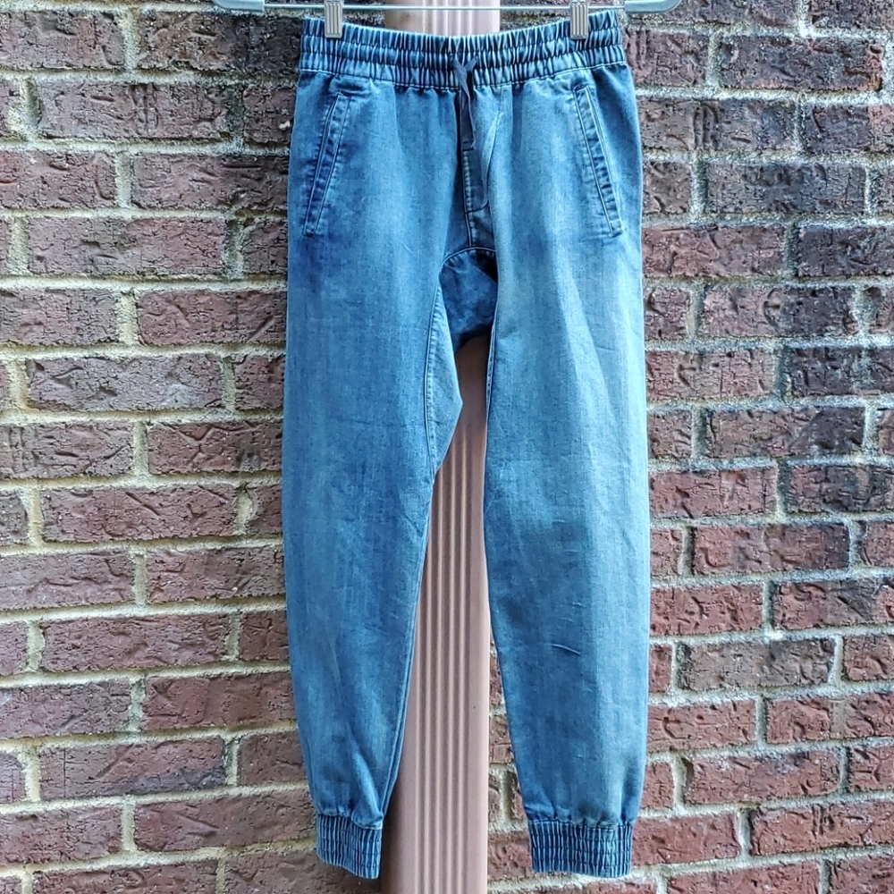 Munster Kids Size 10 EUC Light Wash Denim Pants